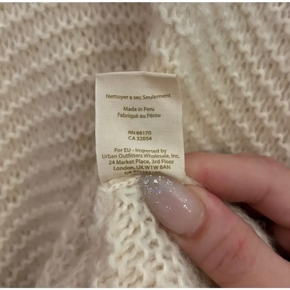 Free People Alpaca Oversized Chunky Knit Sweater Cream V Neck Hi Low Pullover XS